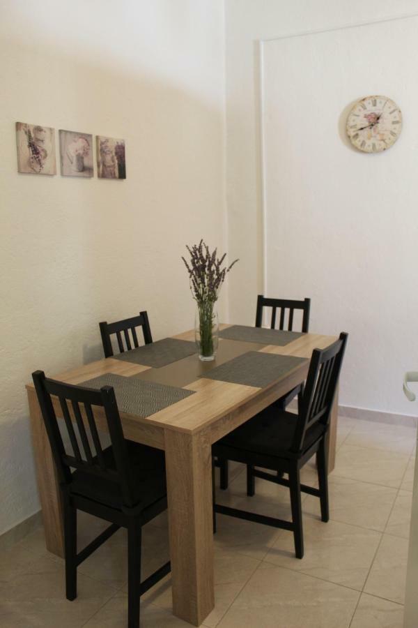 Apartment & Room'S Anni Zadar Bagian luar foto