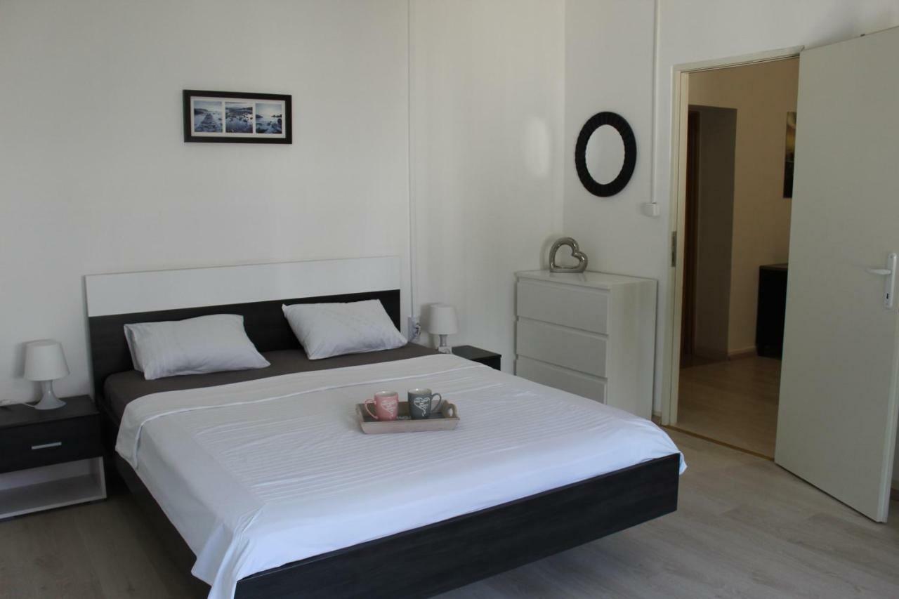 Apartment & Room'S Anni Zadar Bagian luar foto